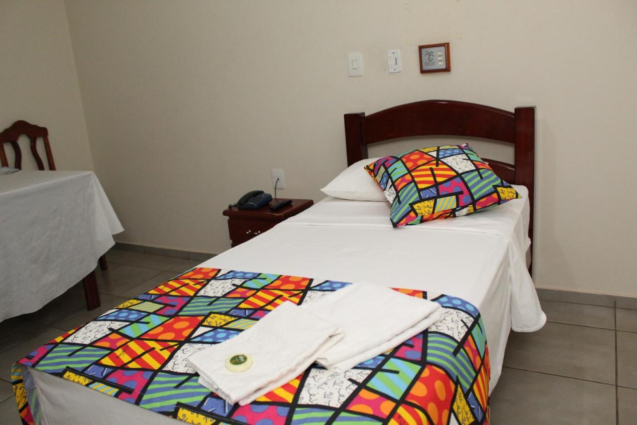 Grandes Lagos Park Hotel Jales Buitenkant foto