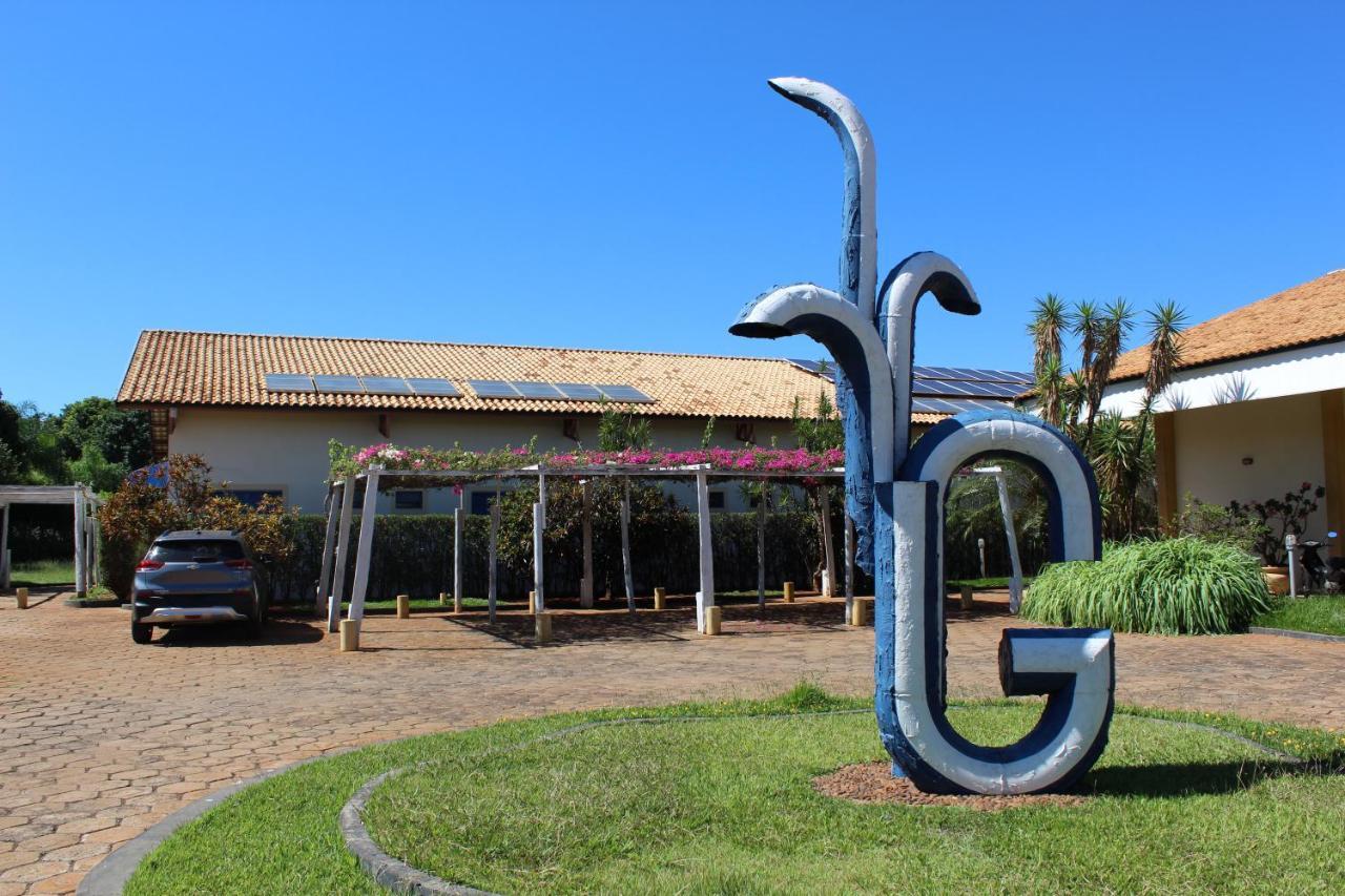 Grandes Lagos Park Hotel Jales Buitenkant foto