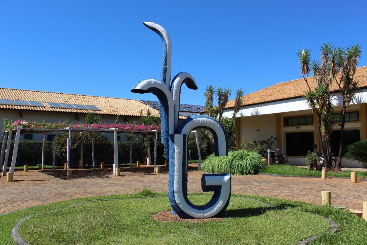Grandes Lagos Park Hotel Jales Buitenkant foto